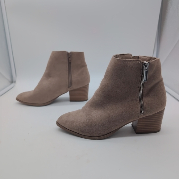 Lulu's Elegant Sz 6 Tan Fabric Suede Boots Booties - Picture 4 of 10